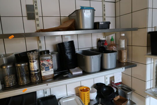 3 stk. rustfri stålhylder med indhold