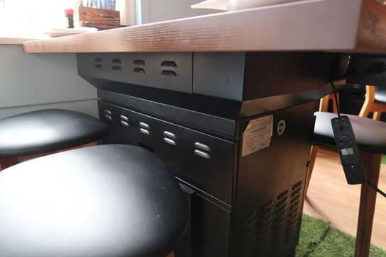 Bord med indbygget grill HNTAI ROASTER med 4 stk. stole