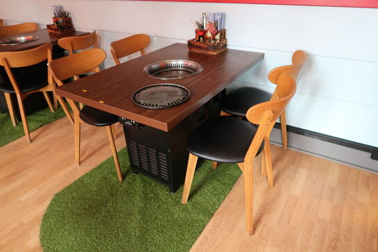 Bord med indbygget grill HNTAI ROASTER med  stk. stole