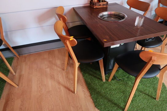 Bord med indbygget grill HNTAI ROASTER med 5 stk. stole