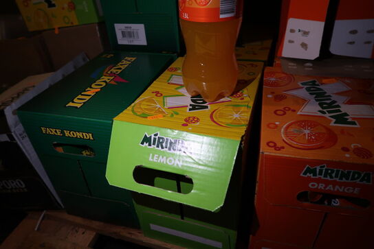 9 kasser sodavand FAXE KONDI, MIRINDA (der er taget lidt af nogle af kasserne)