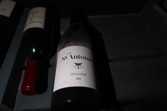 11 flasker rødvin CLOS ST ANTONIN Cotes Du Rhone m.fl.