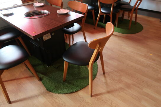 Bord med indbygget grill HNTAI ROASTER med 5 stk. stole