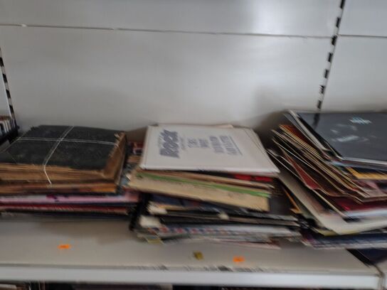 Diverse singler og LP'er på hylde