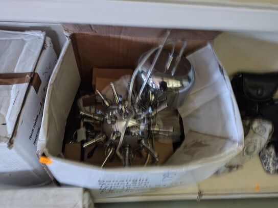 To loftlamper samt reservedele