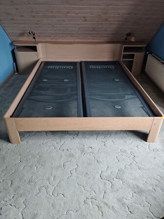 Auping seng, dobbelt.