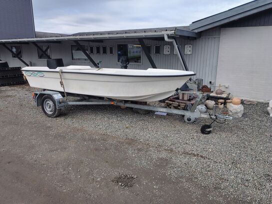 Båd med trailer SEABORNE 445 Classic