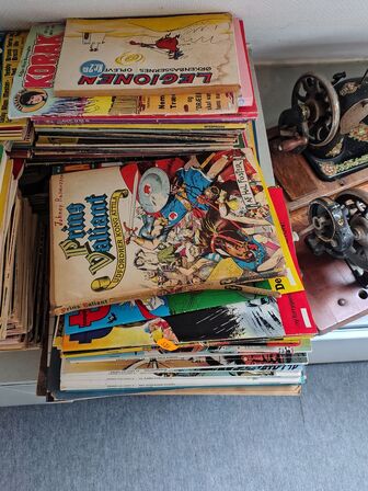 Stort lot tegneserier