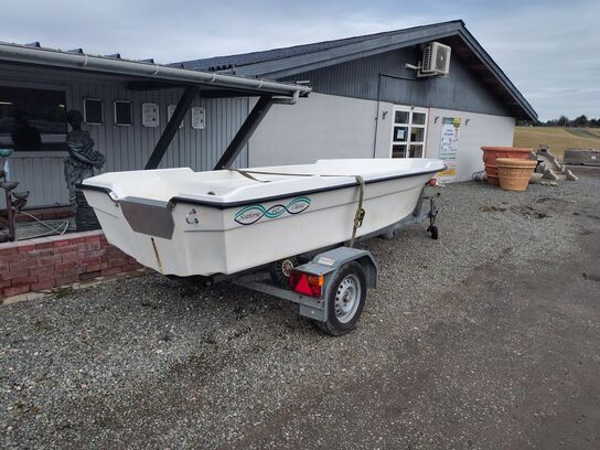 Båd med trailer SEABORNE 445 Classic