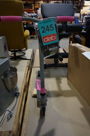 Skeight Stunt 7 løbehjul med forstærket stel 