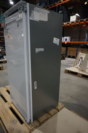 Bauknecht Integrerbart køleskab KSI12VF3 