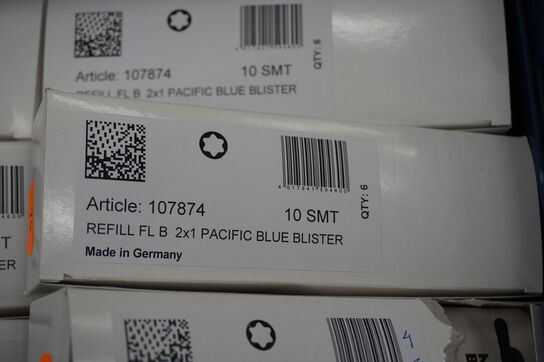 Kasse med div. MONT BLANC blæk