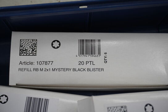 Kasse med div. MONT BLANC blæk