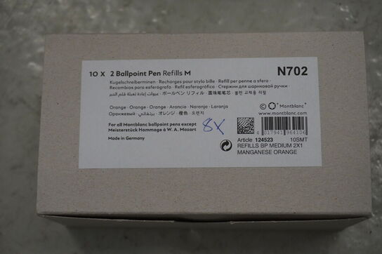 Kasse med div. MONT BLANC blæk