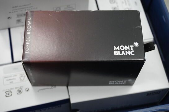 Kasse med div. MONT BLANC blæk