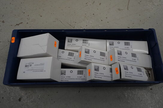 Kasse med div. MONT BLANC blæk