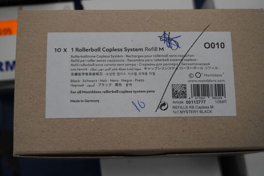 Kasse med div. MONT BLANC blæk