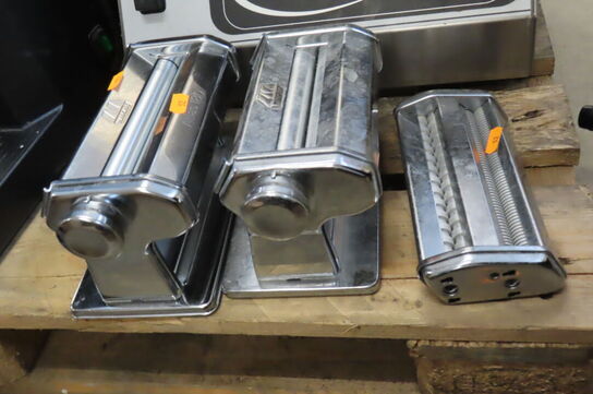 3 stk. manuelle pastamaskiner