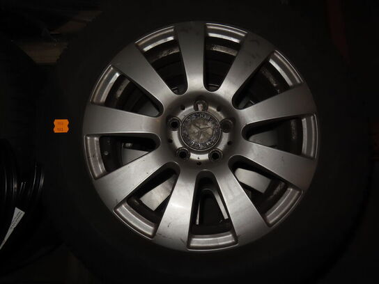 14 Paller med Autoreservedele