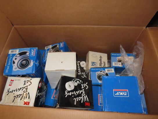 14 Paller med Autoreservedele