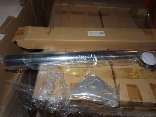 ca. 140 stk. Bordben med hjul og monteringsplade