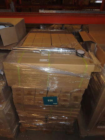 ca. 140 stk. Bordben med hjul og monteringsplade