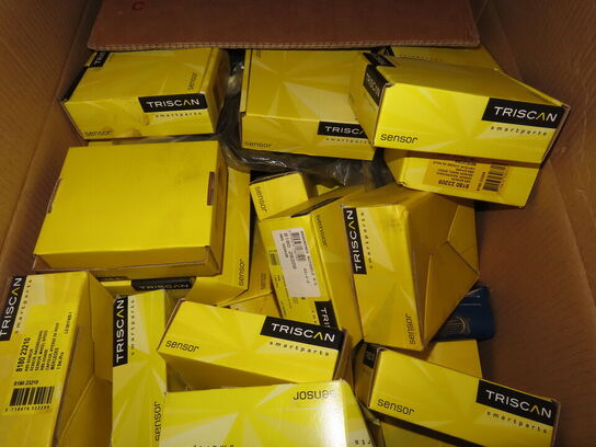 14 Paller med Autoreservedele