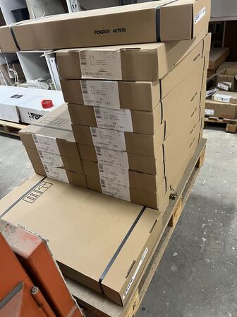 Diverse skabe - 13 stk.