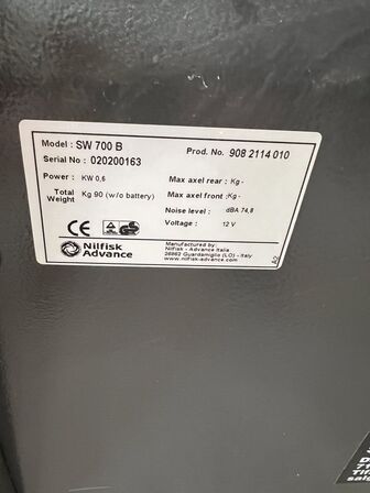 Nilfisk fejemaskine SW 700