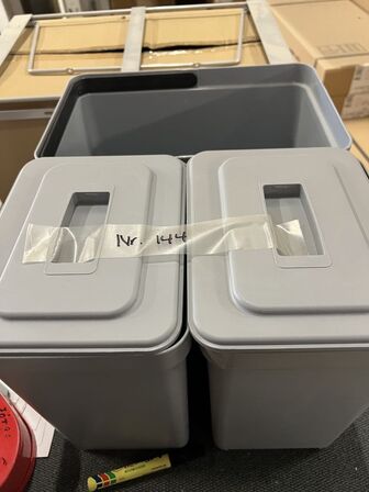 1 stk skraldesæt til 80 cm skab.