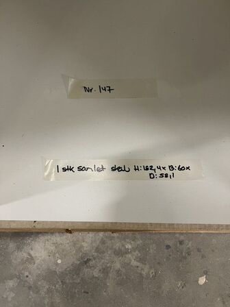 1 stk. Samlet skab H: 182,4 x B: 60 x D: 58,1 cm