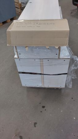 3 stk. Brugte højskabe med låge