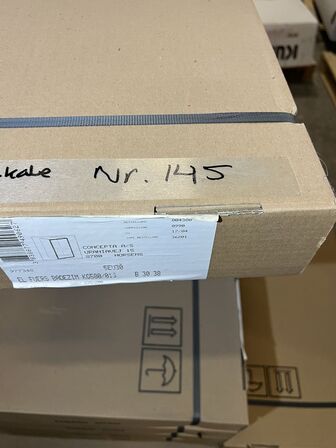 Diverse skabe - 13 stk.