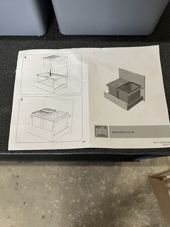 1 stk skraldesæt til 80 cm skab.