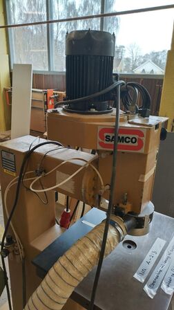 Boremaskine til boring af spotshuller.