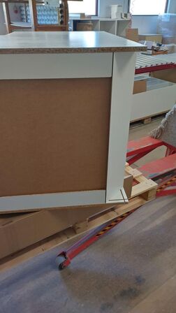 1 stk. Usamlet hjørneunderskab m/2 karruseller.