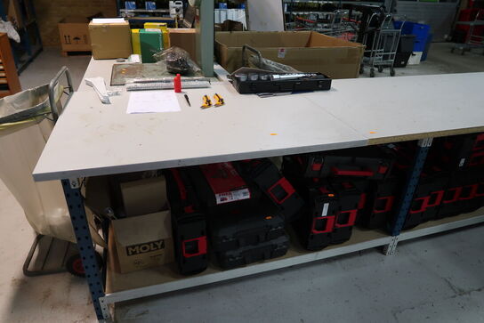 Pakkebord uden indhold