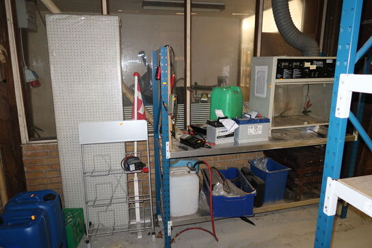 Lagerreol m.m. uden indhold