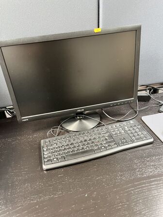 Computer m. Mus, tastetur og headset SAMSUNG/LENOVO PF9XB3322069