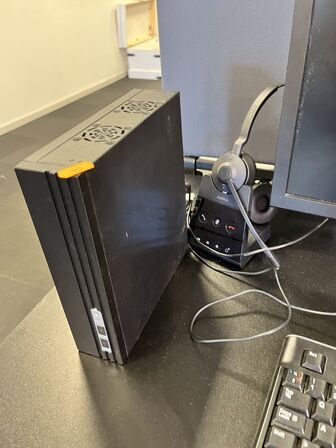 Computer m. Mus, tastetur og headset ASUS VS247