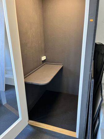 Mutebox COMSTUM BYGGET (LÆS BESKRIVELSE) 106x115x240 cm