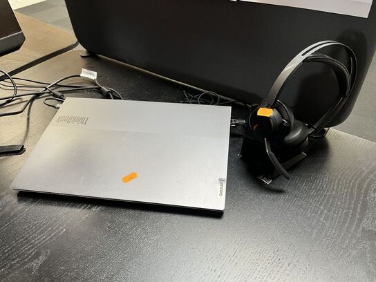 Computer m. Mus, tastetur og headset SAMSUNG/LENOVO PF9XB4304222