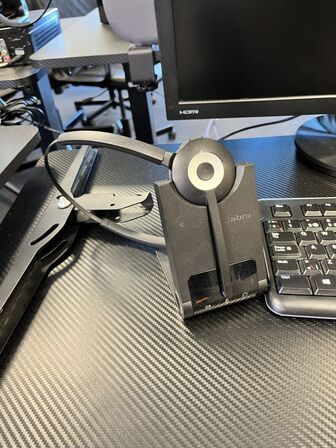 Computer m. Mus, tastetur og headset ASUS VS247