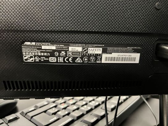 Computer m. Mus, tastetur og headset ASUS VS247