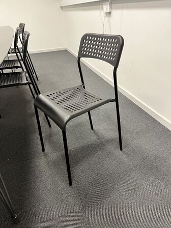 Mødebord m. 10 stole 300x110 cm