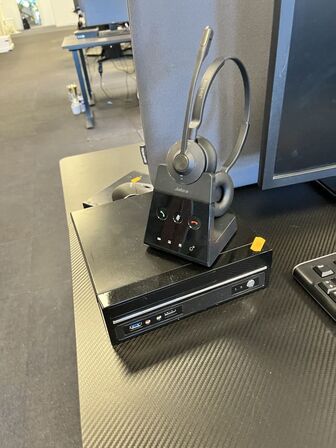 Computer m. Mus, tastetur og headset ASUS VS247