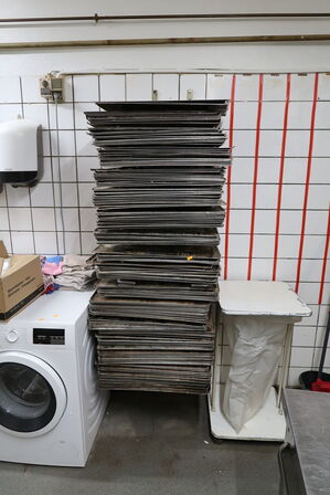 Vægstativ med div. Bageplader