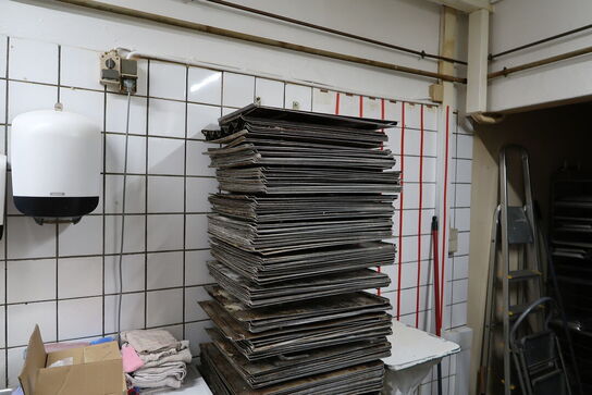 Vægstativ med div. Bageplader