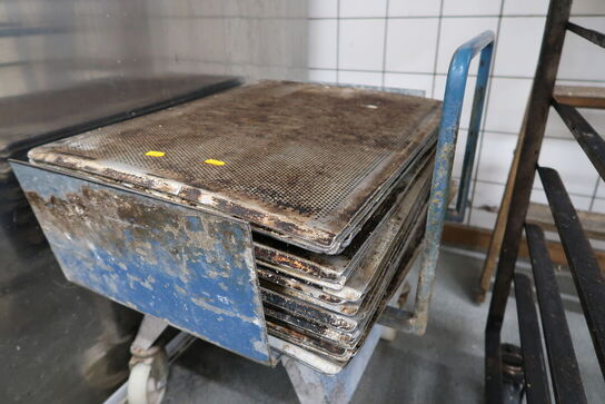 Vogn med div. Bagepalder