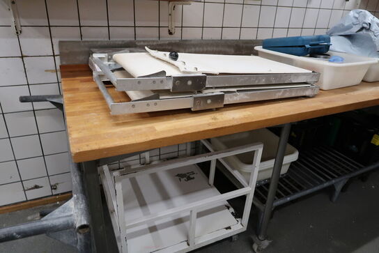 Varmepistol MAKITA div. værktøj, batterier m.m.